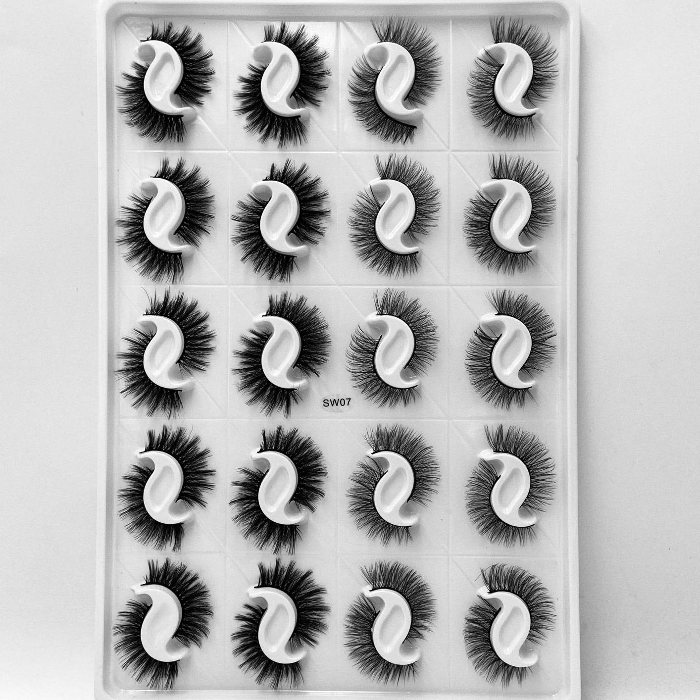 False eye lashes set. 20 pairs in one pack